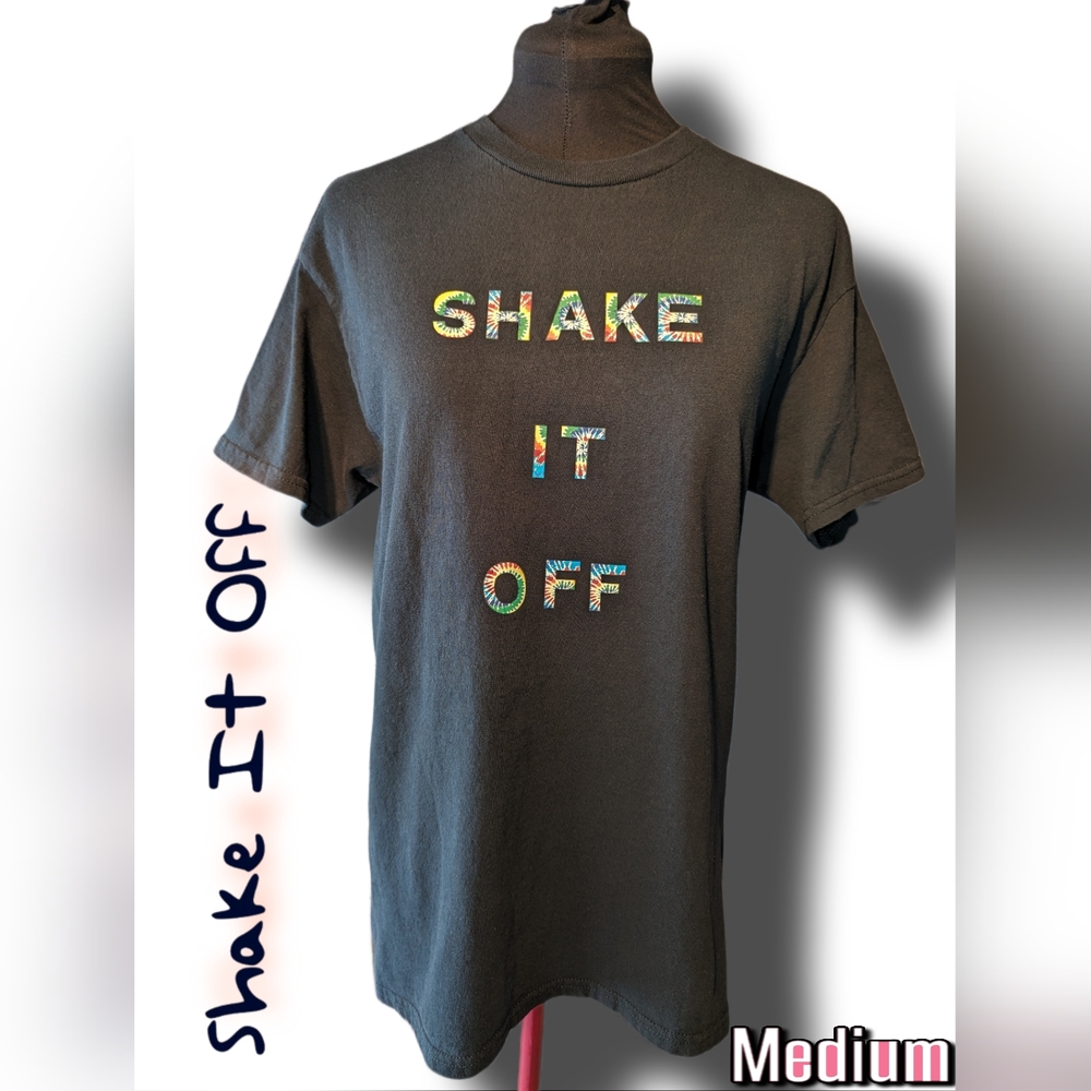 "SHAKE IT OFF" Tee👕 Medium